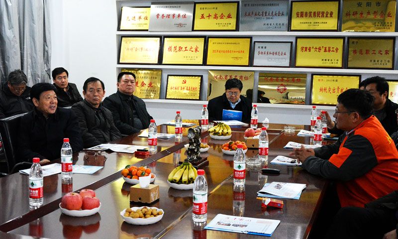 河南省人大常委會農工委主任盛國民一行到安陽全豐生物科技有限公司調研